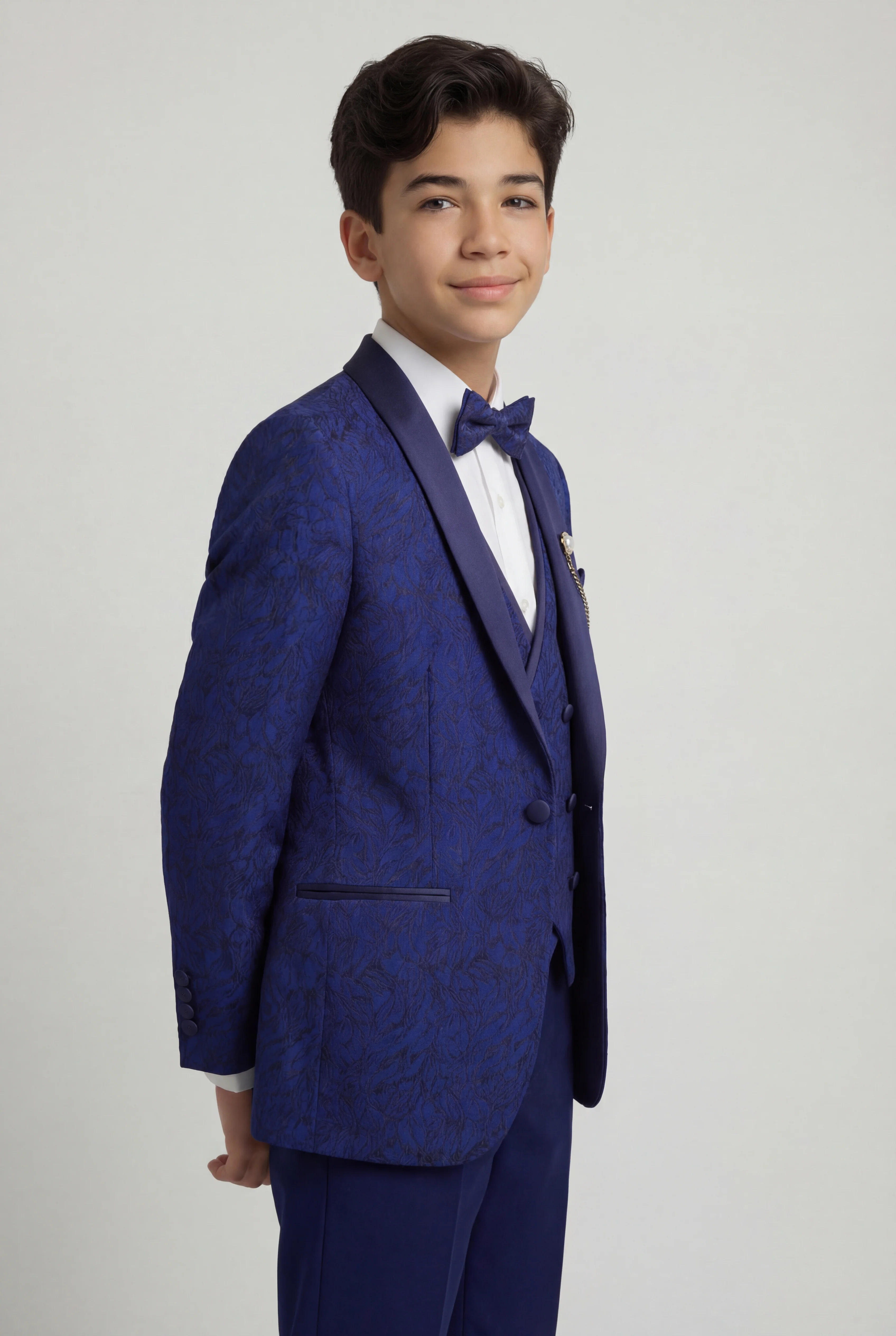 Boys 5-Piece Parliament Jacquard Tuxedo Suit - Image 4