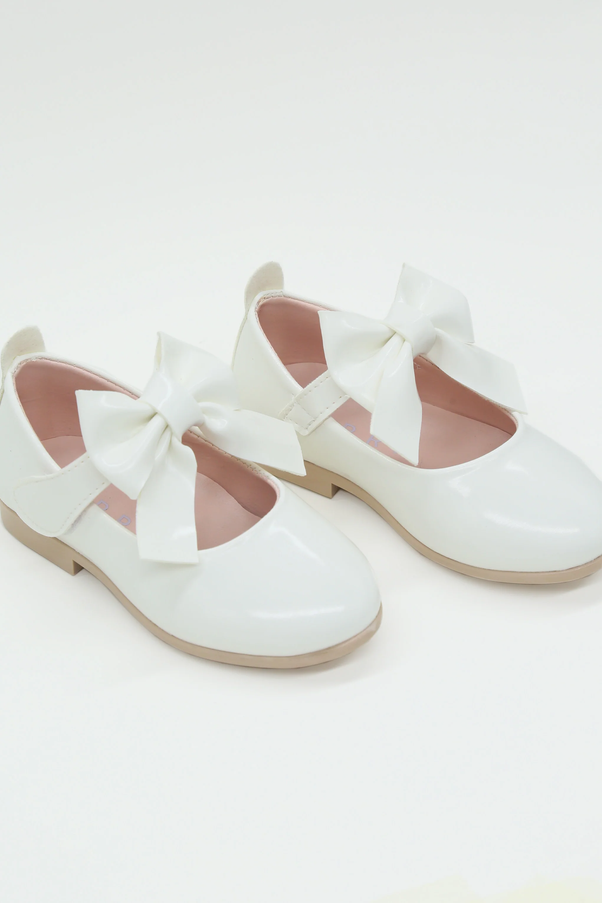 Girls Patent Bow Velcro Flat Mary Jane Shoes - AMIRA - White - Image 3