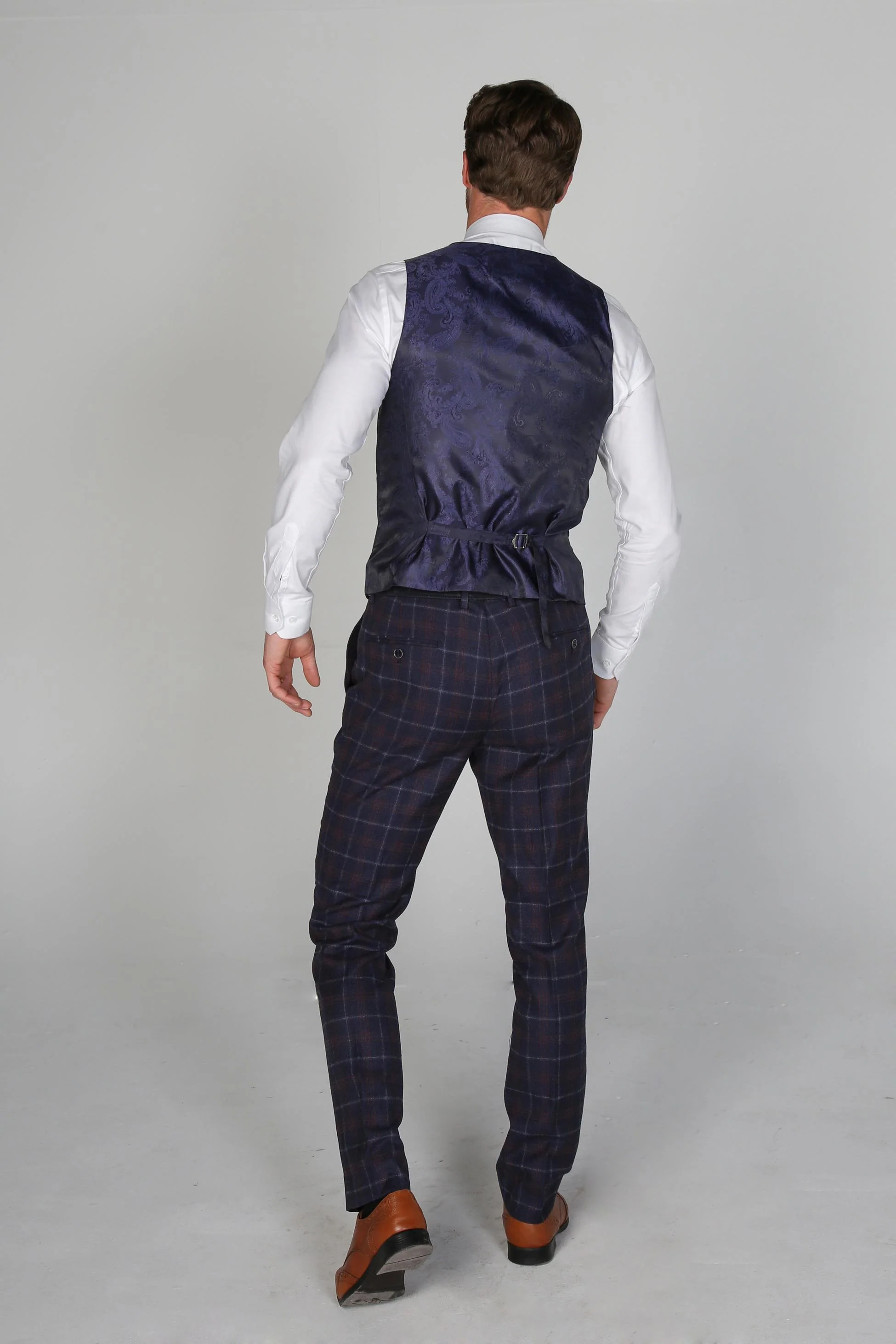Men’s Retro Check Navy Waistcoat- KENNETH - Navy - Image 4
