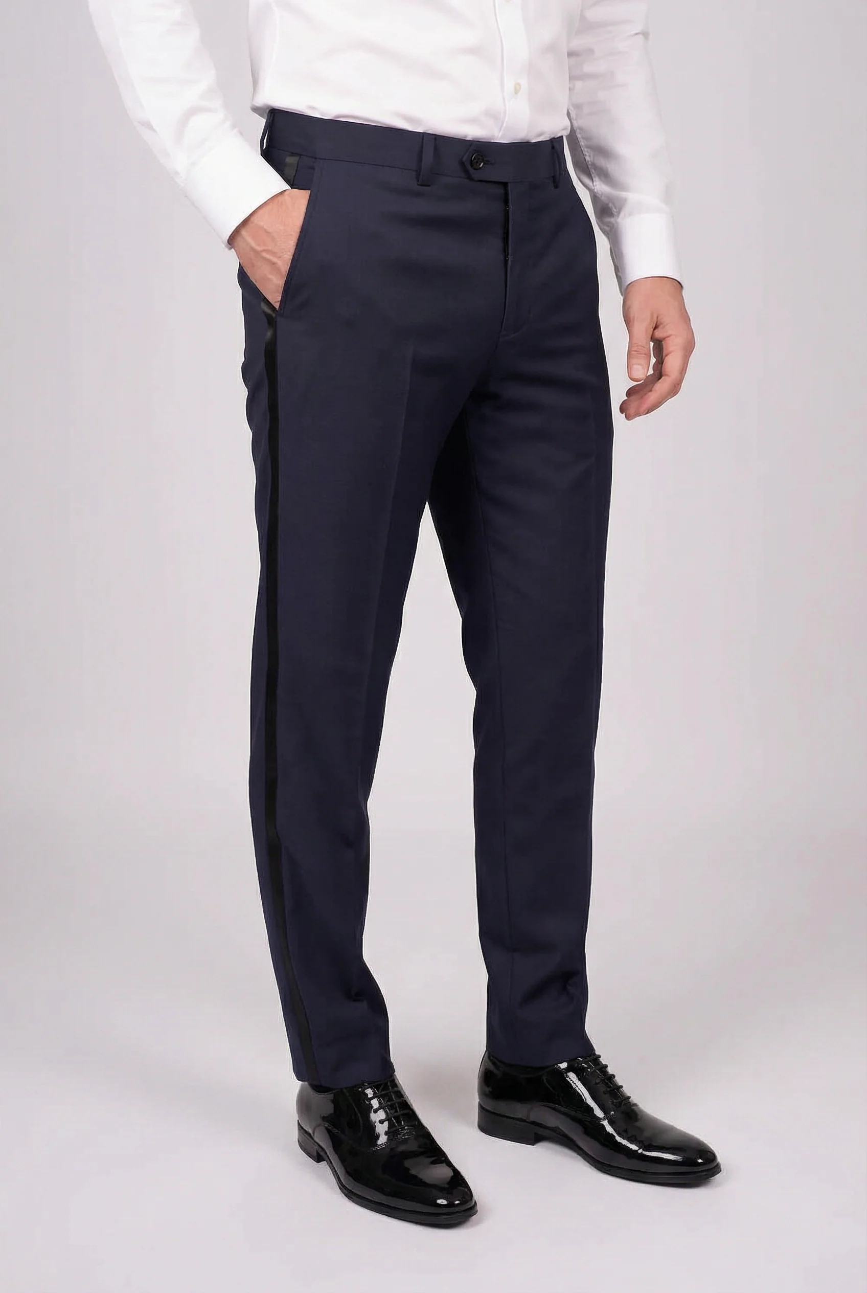 Men’s 4-Piece Shawl Lapel Tuxedo Suit - William - Navy - Image 5