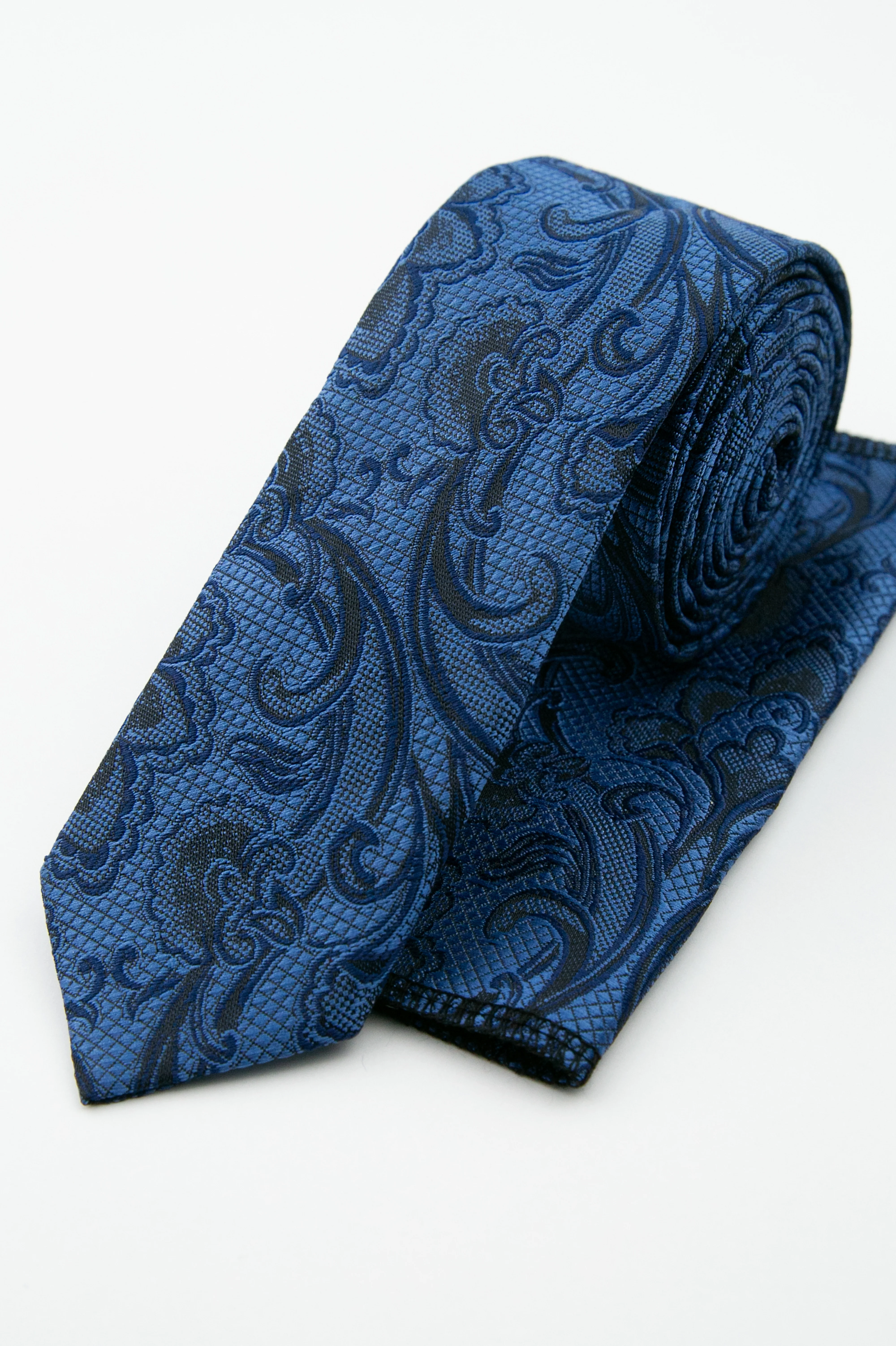 Men’s Paisley Slim Tie & Pocket Square Set - Royal Blue