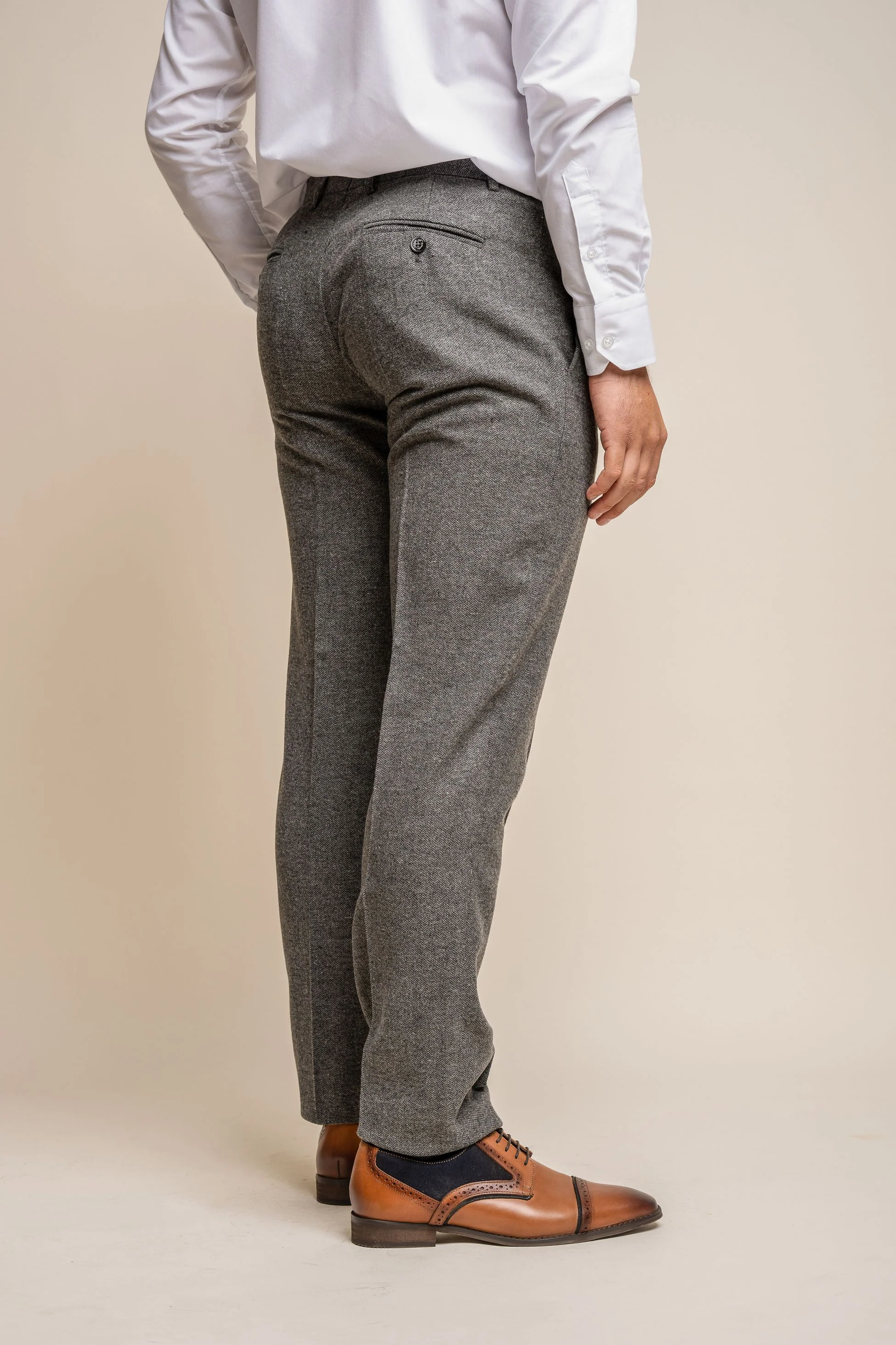 Men's Herringbone Suit with Double-breasted Waistcoat - Combined Set Martez Radika - Image 9
