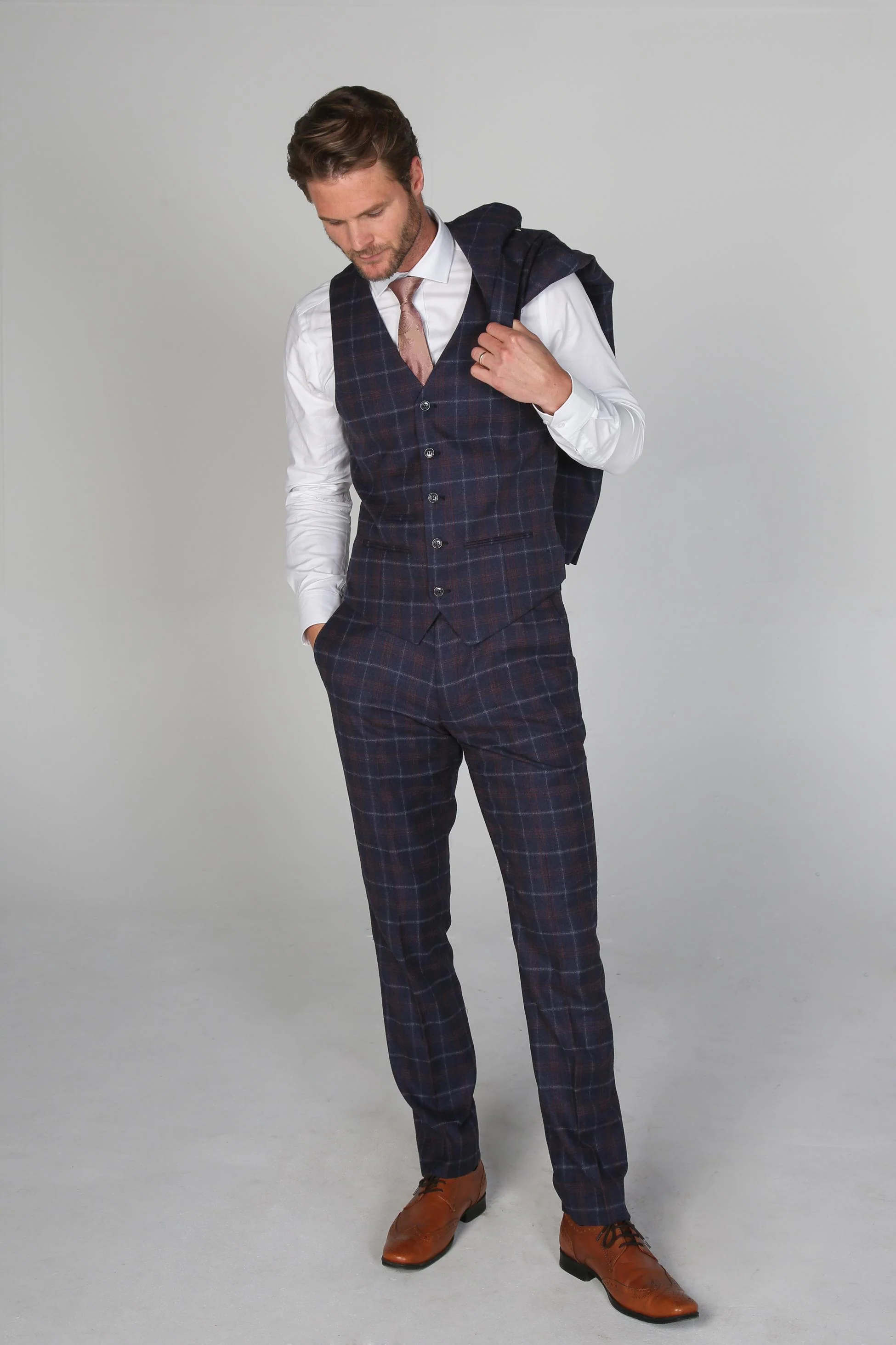 Men's Tailored Fit Retro Check Suit - KENNETH - Navy Blue - Maroon - Image 5