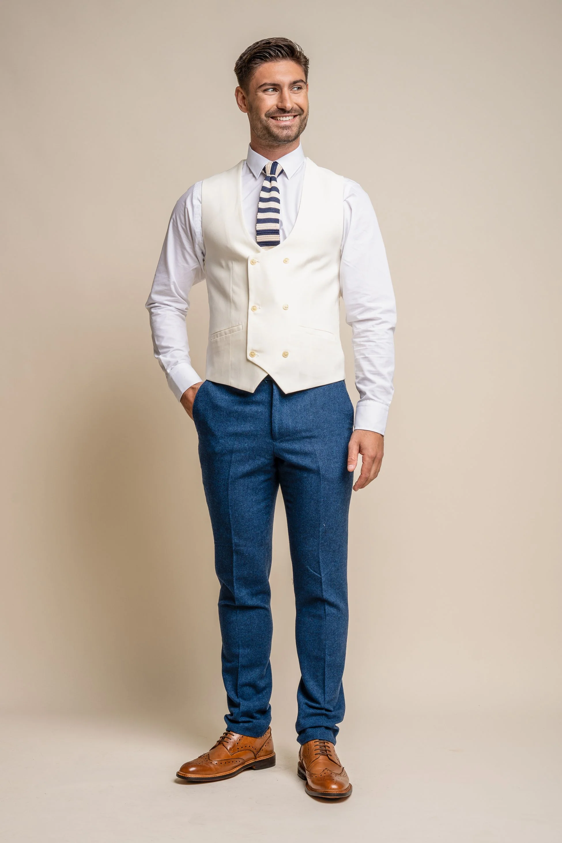 Men's Orson Blue Suit with Marco Ecru Waistcoat - Combined Set - Image 4